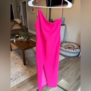 ❗️SOLD❗️Zarita fushia midi dress